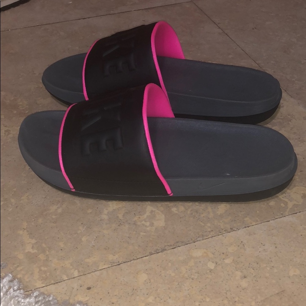 Nike slides